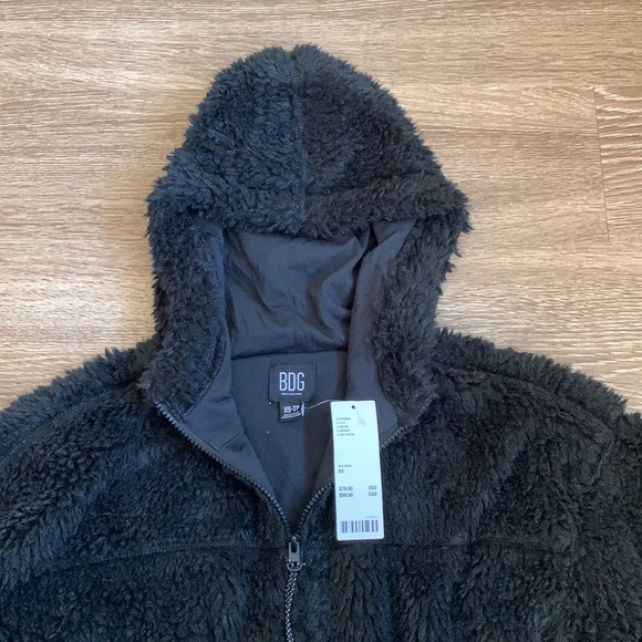 Urban Outfitters Black Cropped Teddy Jacket Hoodie - Picture 5 of 6